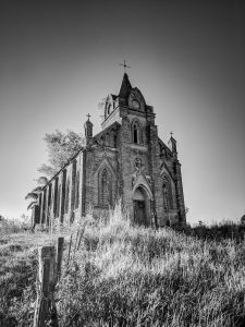 grayscale photograph of church